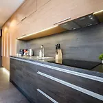 Lupoapartments Z Jacuzzi Pole Dance Leczycka 29 Klimatyzacja Parking Dostep Na Kod 우치