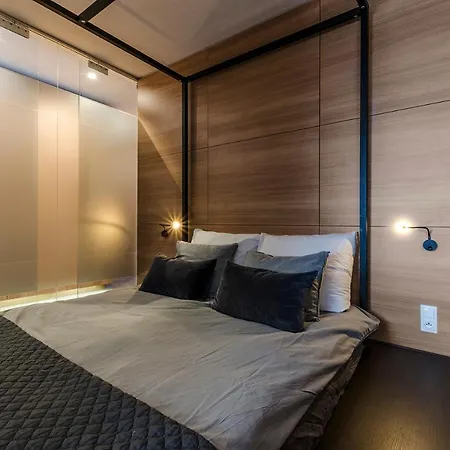Lupoapartments Z Jacuzzi Pole Dance Leczycka 29 Klimatyzacja Parking Dostep Na Kod Lodz (Lodz)