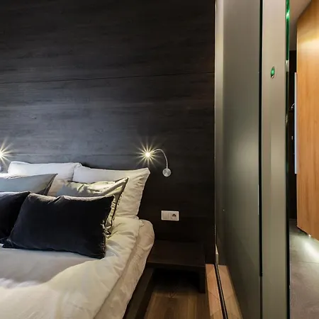 Lupoapartments Z Jacuzzi Pole Dance Leczycka 29 Klimatyzacja Parking Dostep Na Kod *