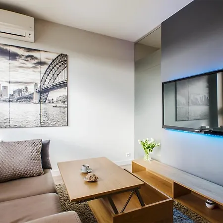 Lupoapartments Z Jacuzzi Pole Dance Leczycka 29 Klimatyzacja Parking Dostep Na Kod Apartment *