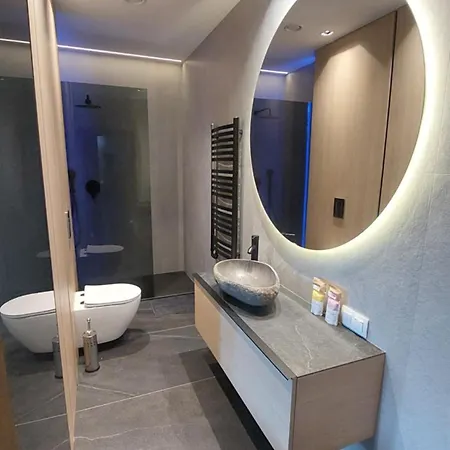 Lupoapartments Z Jacuzzi Pole Dance Leczycka 29 Klimatyzacja Parking Dostep Na Kod