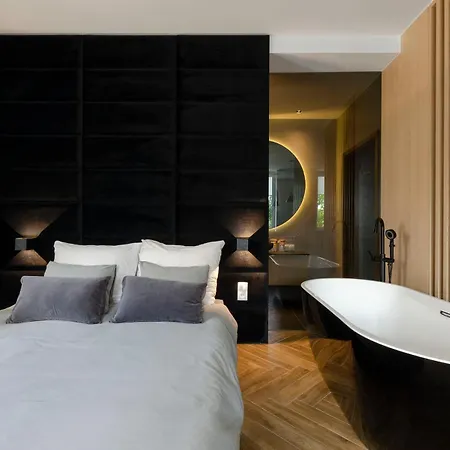 Apartment Lupoapartments Z Jacuzzi Pole Dance Leczycka 29 Klimatyzacja Parking Dostep Na Kod