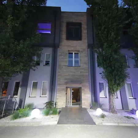 Lupoapartments Z Jacuzzi Pole Dance Leczycka 29 Klimatyzacja Parking Dostep Na Kod *