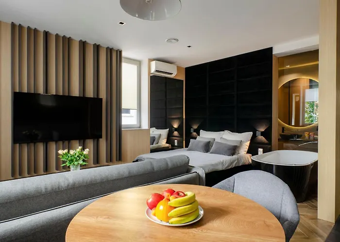 Lejlighed Lupoapartments Z Jacuzzi Pole Dance Leczycka 29 Klimatyzacja Parking Dostep Na Kod