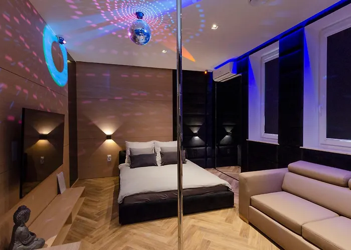 Lejlighed Lupoapartments Z Jacuzzi Pole Dance Leczycka 29 Klimatyzacja Parking Dostep Na Kod *