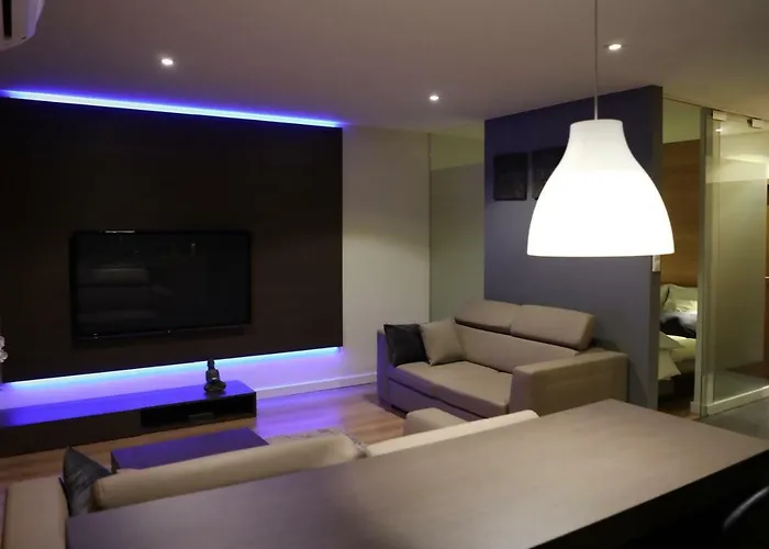 Lupoapartments Z Jacuzzi Pole Dance Leczycka 29 Klimatyzacja Parking Dostep Na Kod Lejlighed Łódź