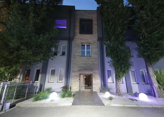 Lupoapartments Z Jacuzzi Pole Dance Leczycka 29 Klimatyzacja Parking Dostep Na Kod *